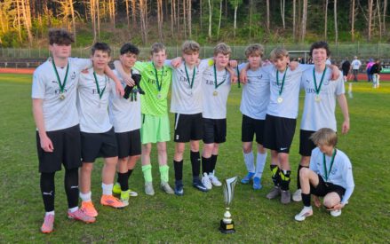 U15 holt Turniersieg in Neugraben – ohne ein einziges Gegentor